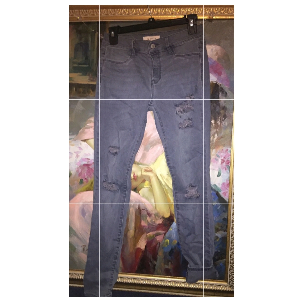 Skinny jeans